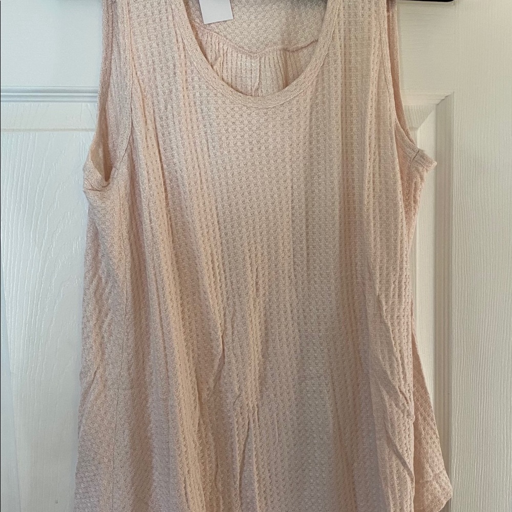 New dusty pink sleeveless tank top